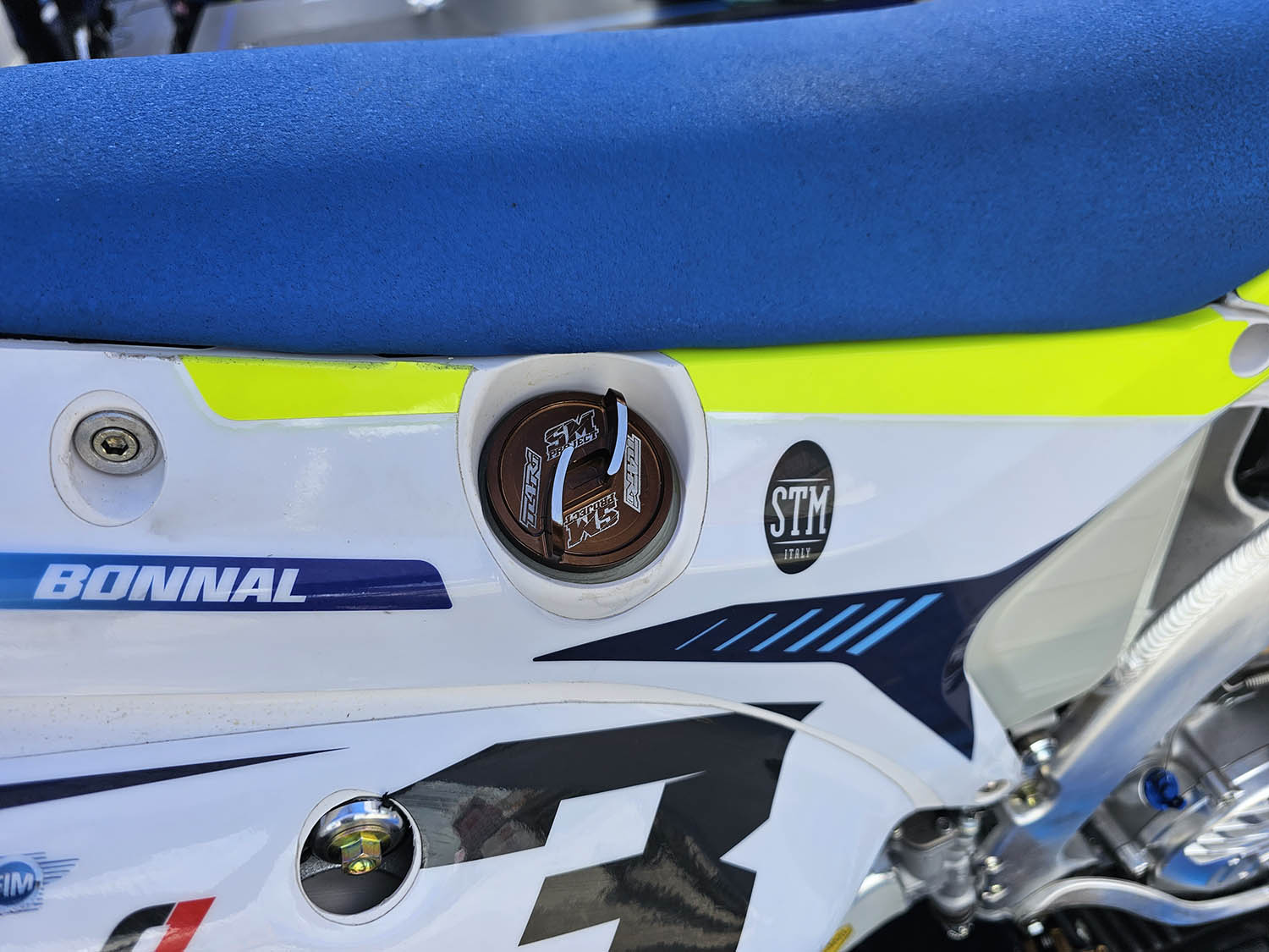 Korek wlewu paliwa TM Racing 4-stroke (bronze) - zdjęcie 3